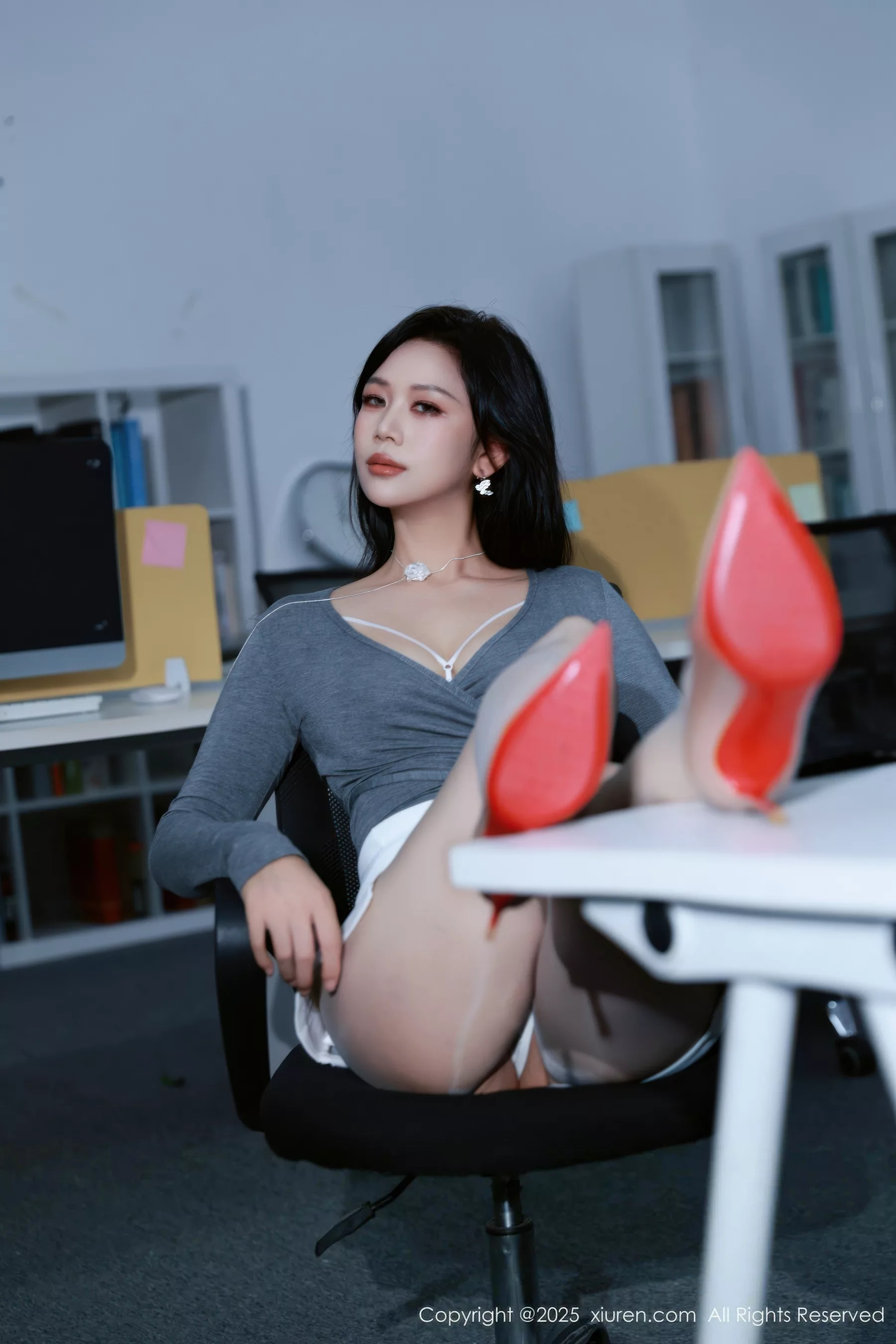 [秀人网] 2025.09.18 No.10780 玫瑰我爱你#[75P]-10