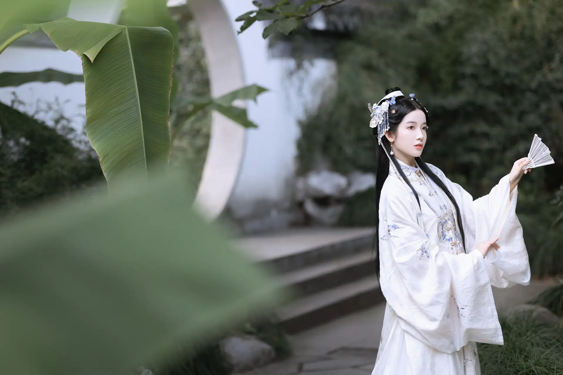 [艺图语] 2022.11.20 Vol.2480 – 梨园故梦 一只阿梦崽#[33P]-10