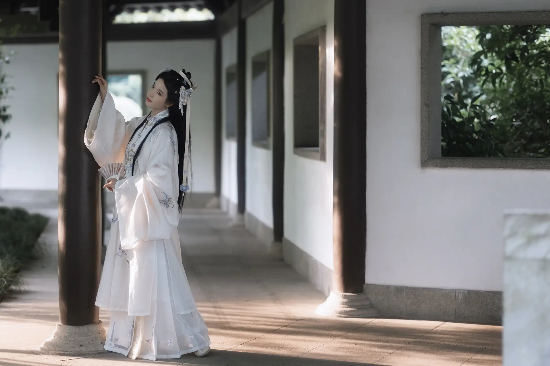 [艺图语] 2022.11.20 Vol.2480 – 梨园故梦 一只阿梦崽#[33P]-3